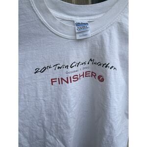 Vintage 2001 marathon y2k t shirt